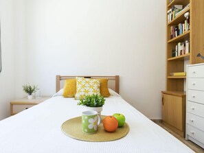 3 bedrooms, iron/ironing board, Internet - Fontibre by Interhome (Deltebre)