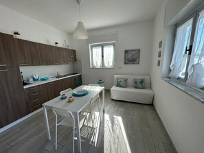 Interior - Vacation home with sea view SoleeMare Barletta Apartments 3 (Barletta)