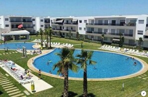 Udendørs pool