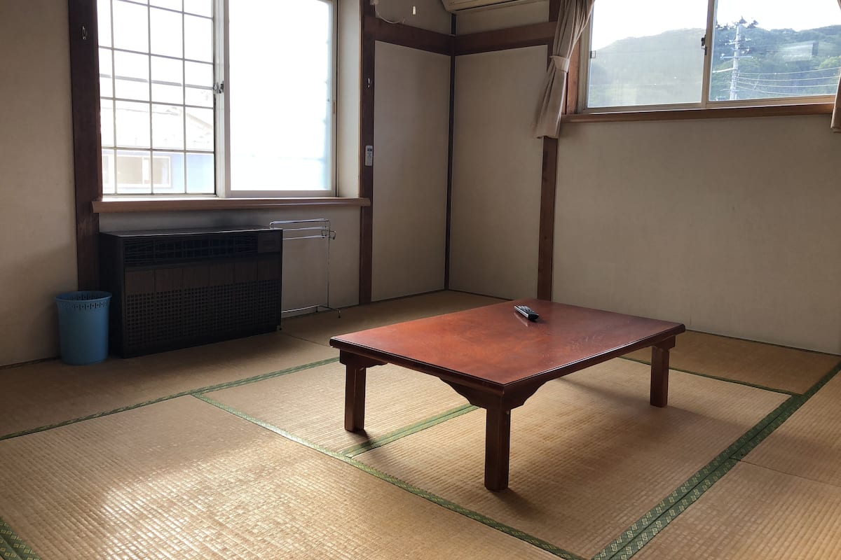 Japanese Style Room for 4 Guests, Main Building | WiFi (free)