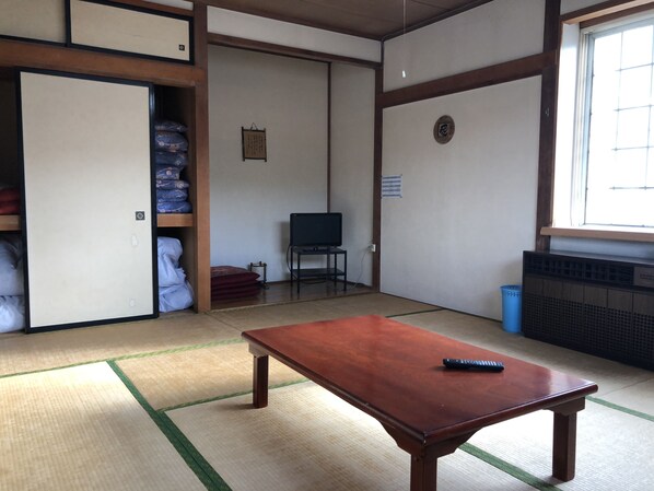 Chambre Tradition (Japanese Style, for 4 Guests, Main) | Wi-Fi gratuit