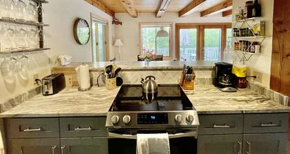 Come in & cozy up in beautiful lodge in Waterville Valley.