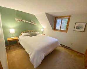 5 Schlafzimmer, Schreibtisch, BĂŒgeleisen/BĂŒgelbrett, Reisekinderbett