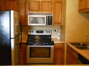 公寓式客房, 多张床 (Sugar Ski & Country Club Unit 412 Sil) | 私人厨房