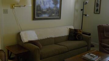 Condo, Multiple Beds (421) | Living room