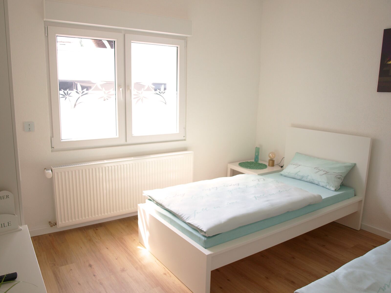 3 Schlafzimmer, Schreibtisch, Bügeleisen/Bügelbrett, Reisekinderbett