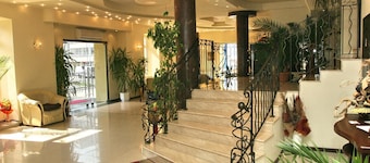 Charlino Plaza