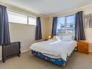 3 Schlafzimmer, Bügeleisen/Bügelbrett, WLAN
