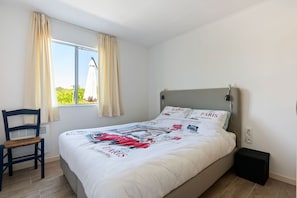 2 bedrooms, free WiFi