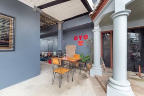 Lobby - OYO 1132 The Nine (Pattaya)