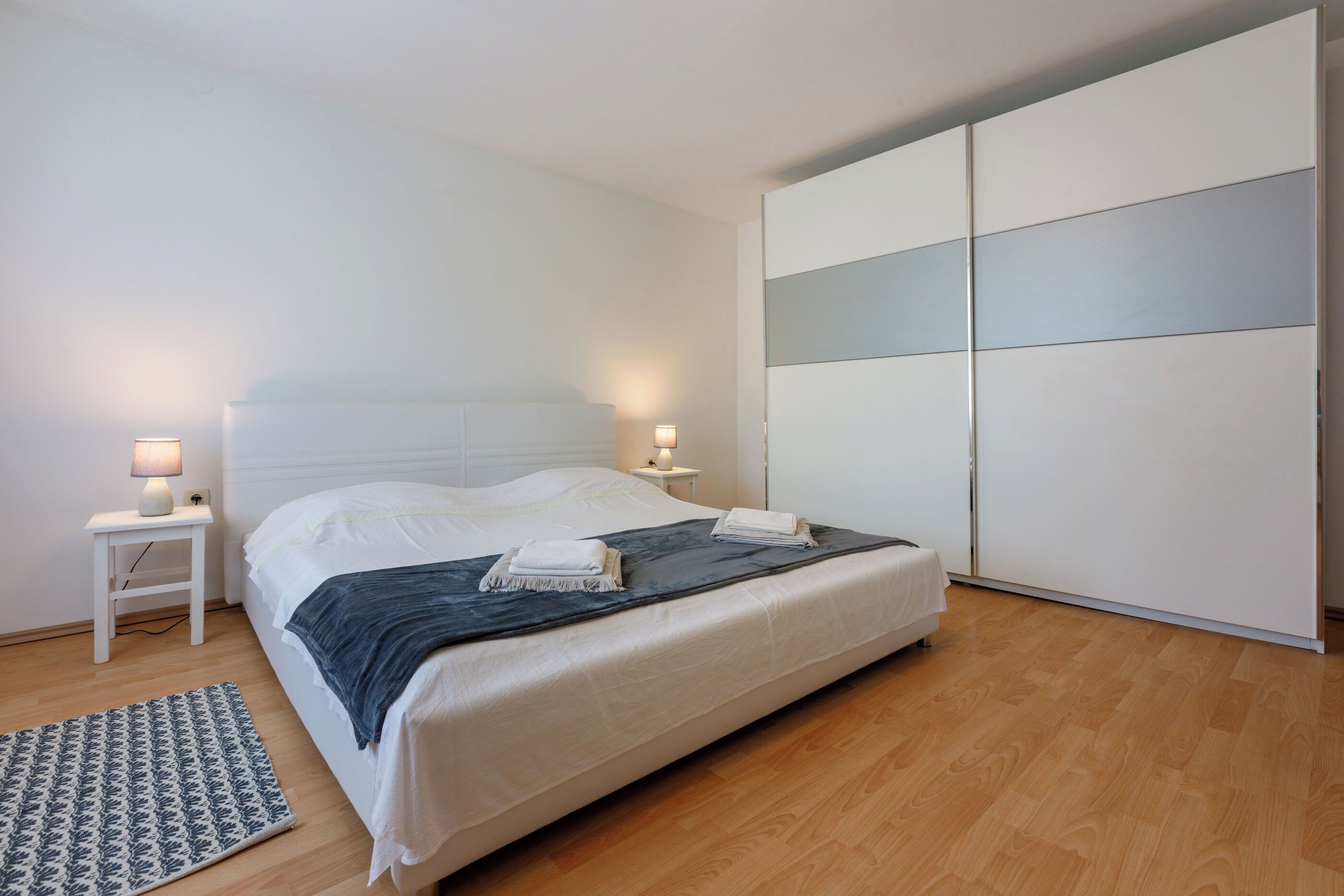 House | 2 bedrooms, iron/ironing board, free WiFi
