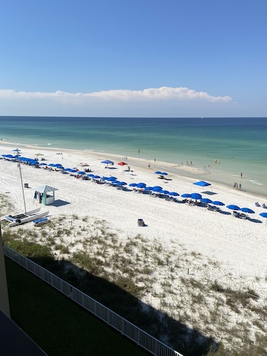 Closest Condo to the Gulf; Right on the beach 509