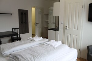 Doppelzimmer | Kostenloses WLAN, Bettwäsche