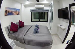 2 bedrooms, in-room safe, blackout drapes, free WiFi - The Elegance Pool Villas at KP Beach (Ko Chang)