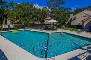 Unclassified image, 4 of 46, button - Community Pool!  12 Minutes to Beach & Downtown Charleston.  Comfortable Family-Friendly Townhome. (Mount Pleasant)