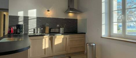 Fridge, microwave, dishwasher