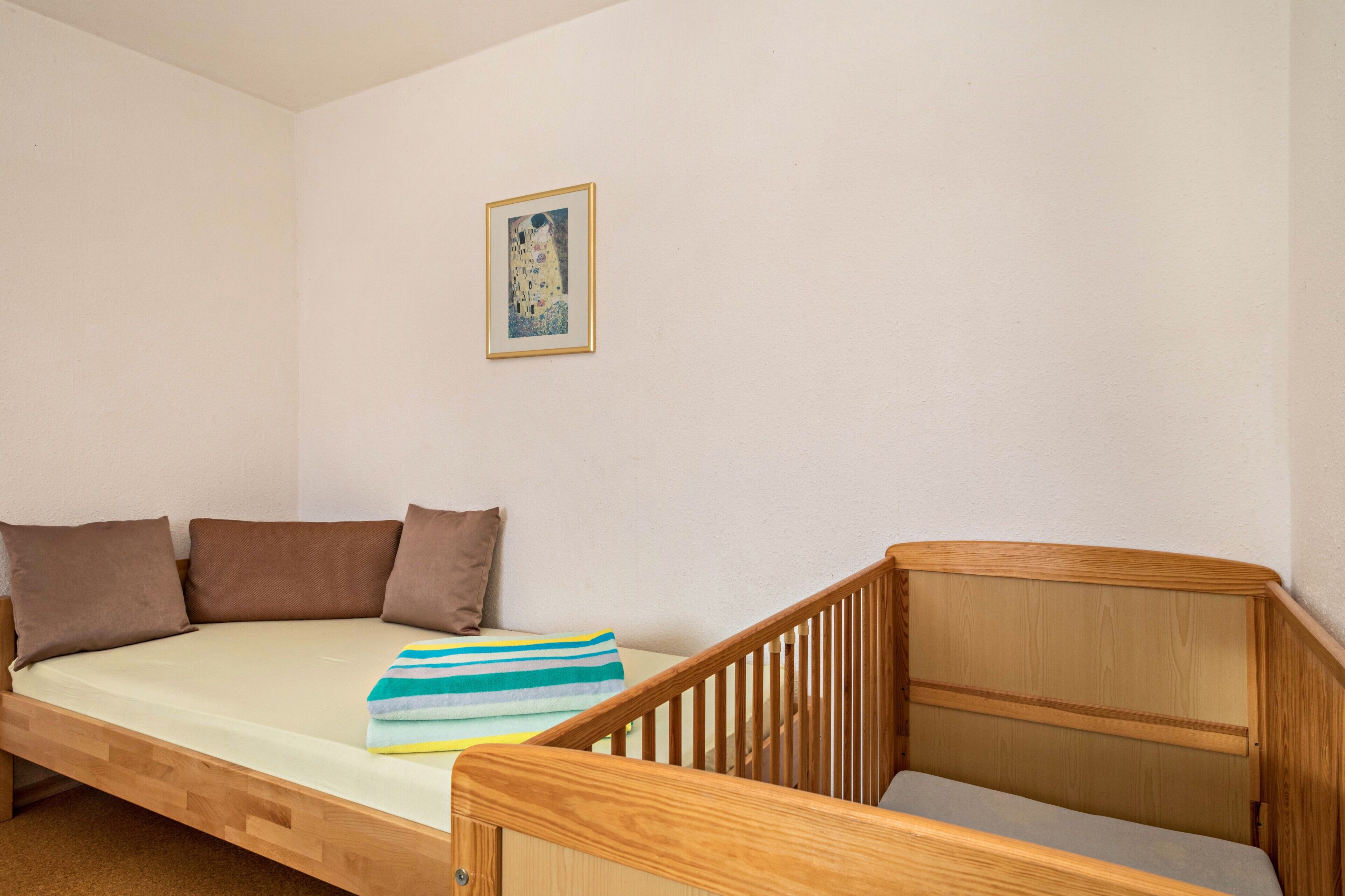 2 habitaciones, tabla de planchar con plancha y wifi gratis 