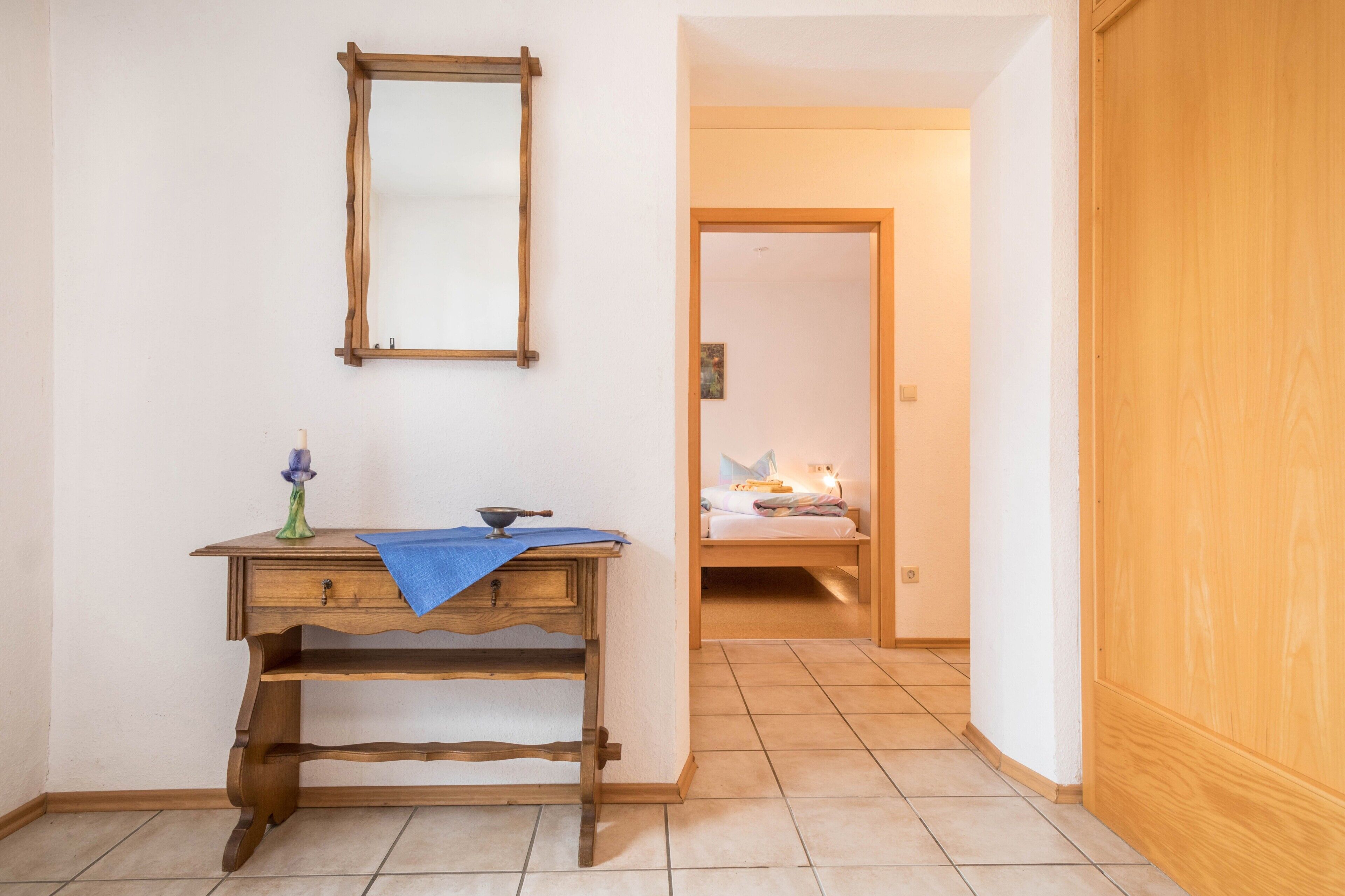 2 chambres, fer et planche à repasser, accès au Wi-Fi (inclus)