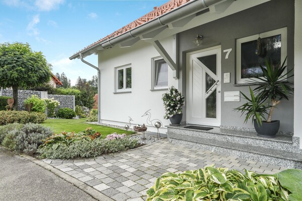 تفاصيل الفندق من الخارج