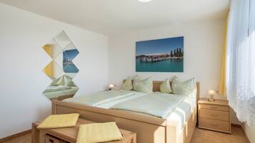 1 多间卧室、熨斗/熨衣板、免费 WiFi、床单