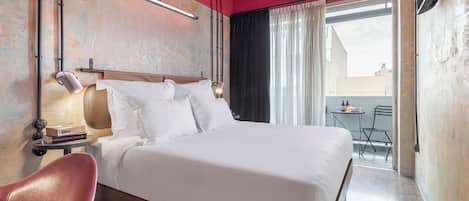 Urban Double or Twin Room with Balcony | Ropa de cama de alta calidad, minibar, caja fuerte y escritorio