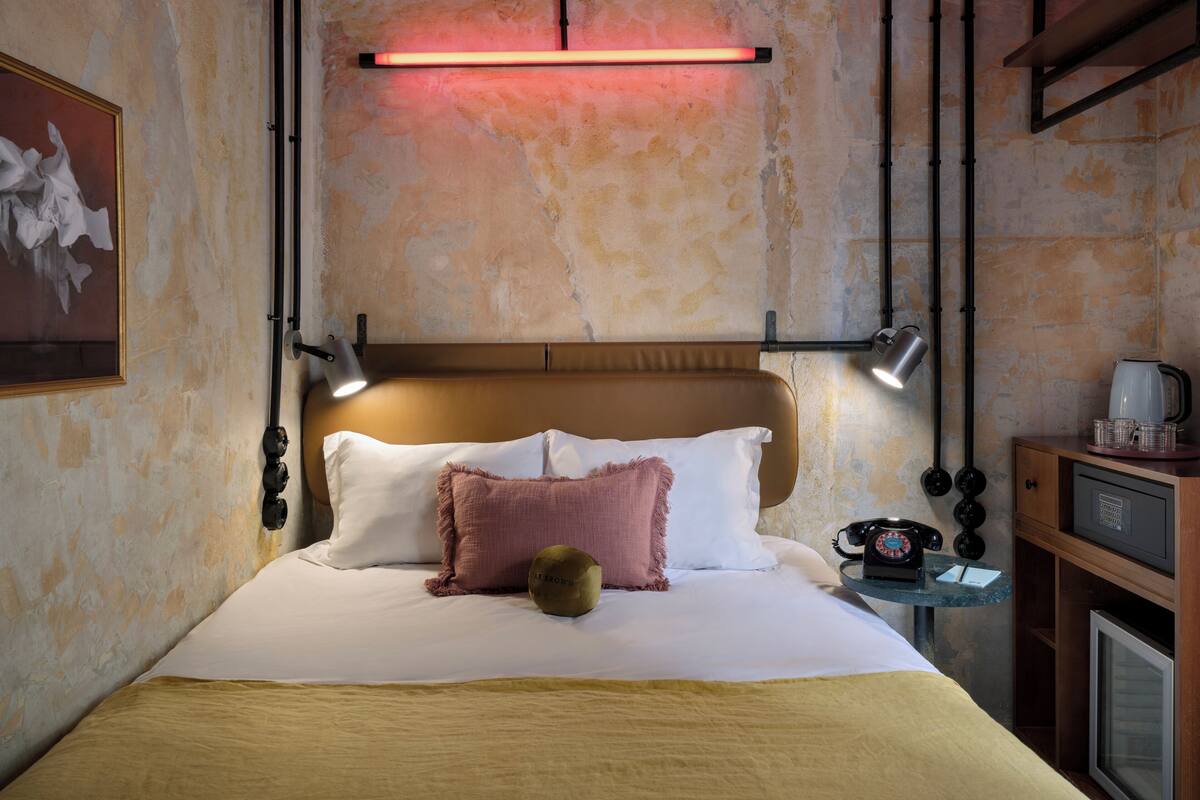 COSY | Sängtillbehör av högsta kvalitet och minibar
