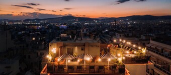  Max Brown Hotel Downtown, part of Sircle Collection (Formally known as Dave Red)