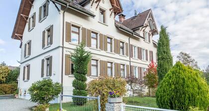 Gemütliche Ferienwohnung "Zum Seeblick" in Seenähe mit Bergblick, WLAN & Garten