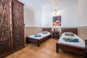 2 habitaciones, tabla de planchar con plancha y wifi gratis