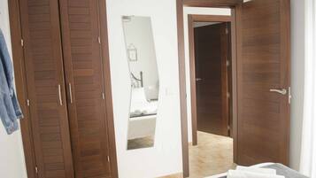 2 Schlafzimmer, Bügeleisen/Bügelbrett, Reisekinderbett, WLAN