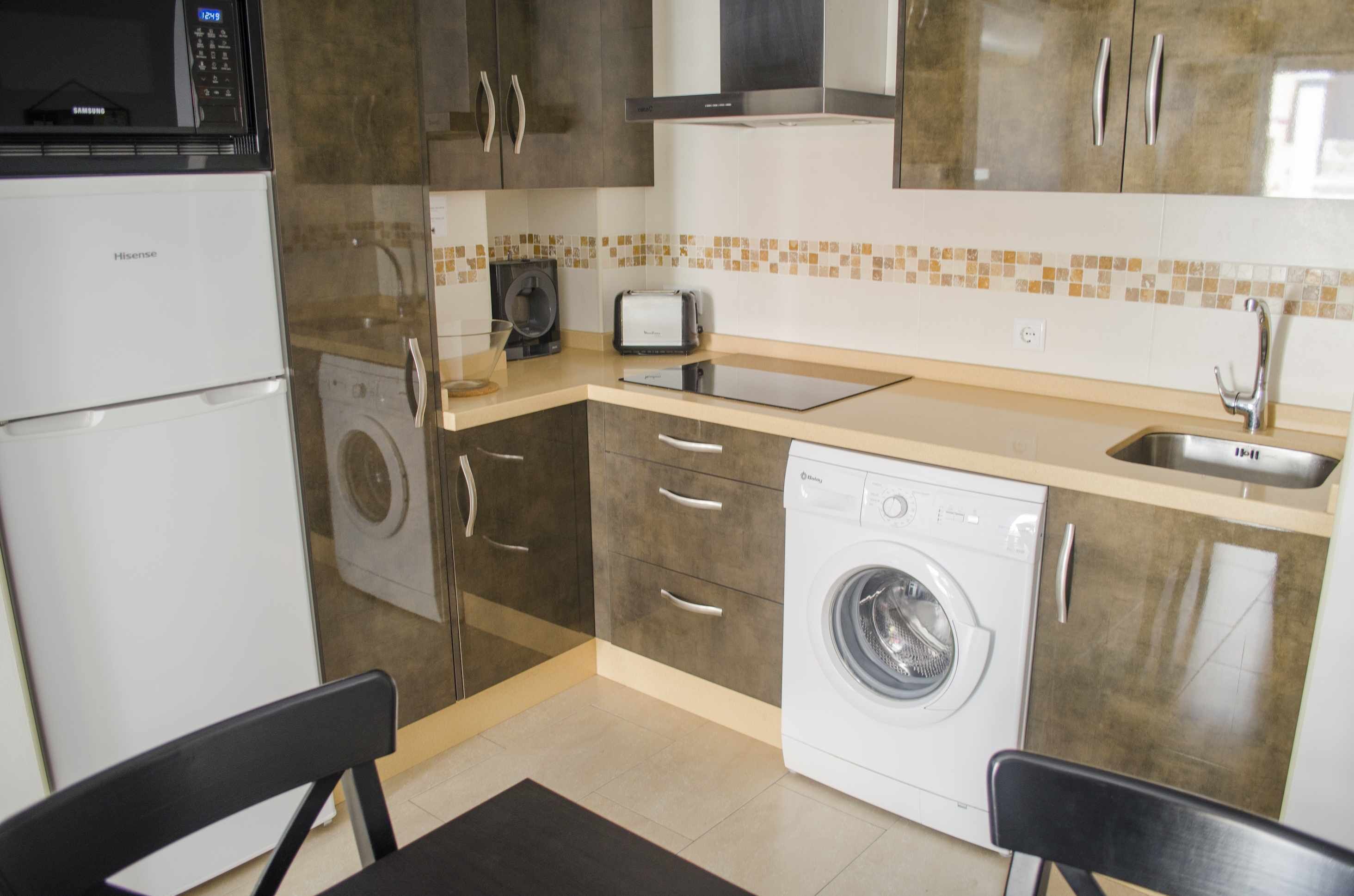 Refrigerador, microondas, horno y tostadora 