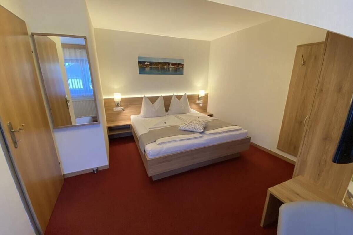 Apartment, 1 Bedroom | WiFi (free), bed sheets
