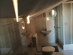 Apartment, 2 Bedrooms (Vesna) | Bathroom - Villa Vesna (Novalja)