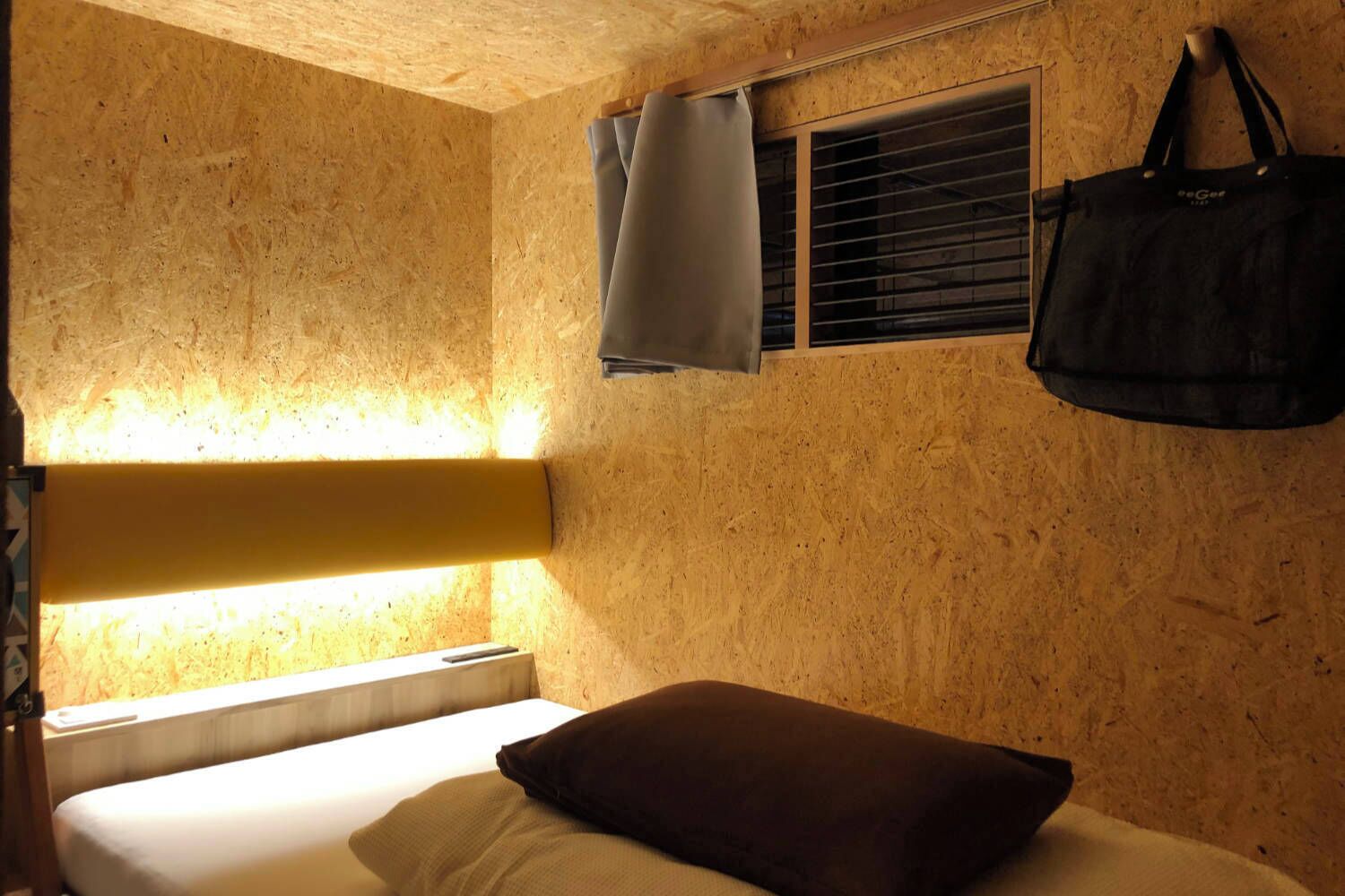 In-room safe, iron/ironing board, free WiFi, bed sheets