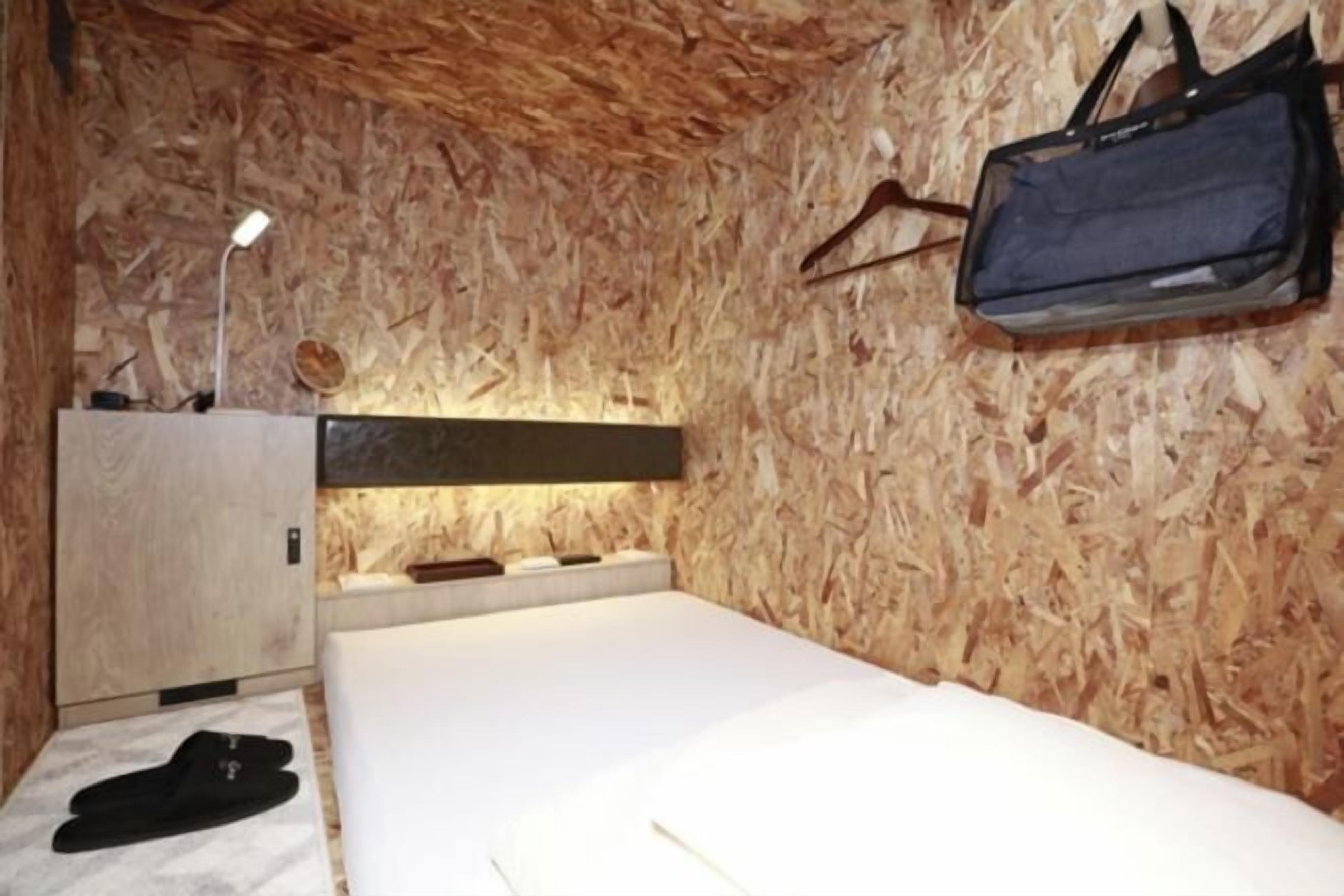 In-room safe, iron/ironing board, free WiFi, bed sheets