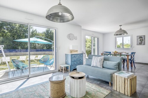 À 100m de la plage, Maison pour 7, vue mer