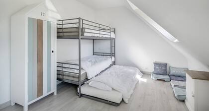 Ă 100m de la plage, Maison pour 7, vue mer