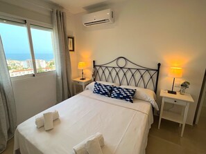 2 bedrooms, in-room safe, iron/ironing board, travel crib - Nerja Paradise Rentals - Morasol Apartment 7 (Nerja)