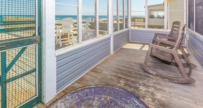 Beach Baby - Kitty Hawk MP 2.5, Oceanfront, 3 Bedrooms, Best Views on the OBX, Pets OK