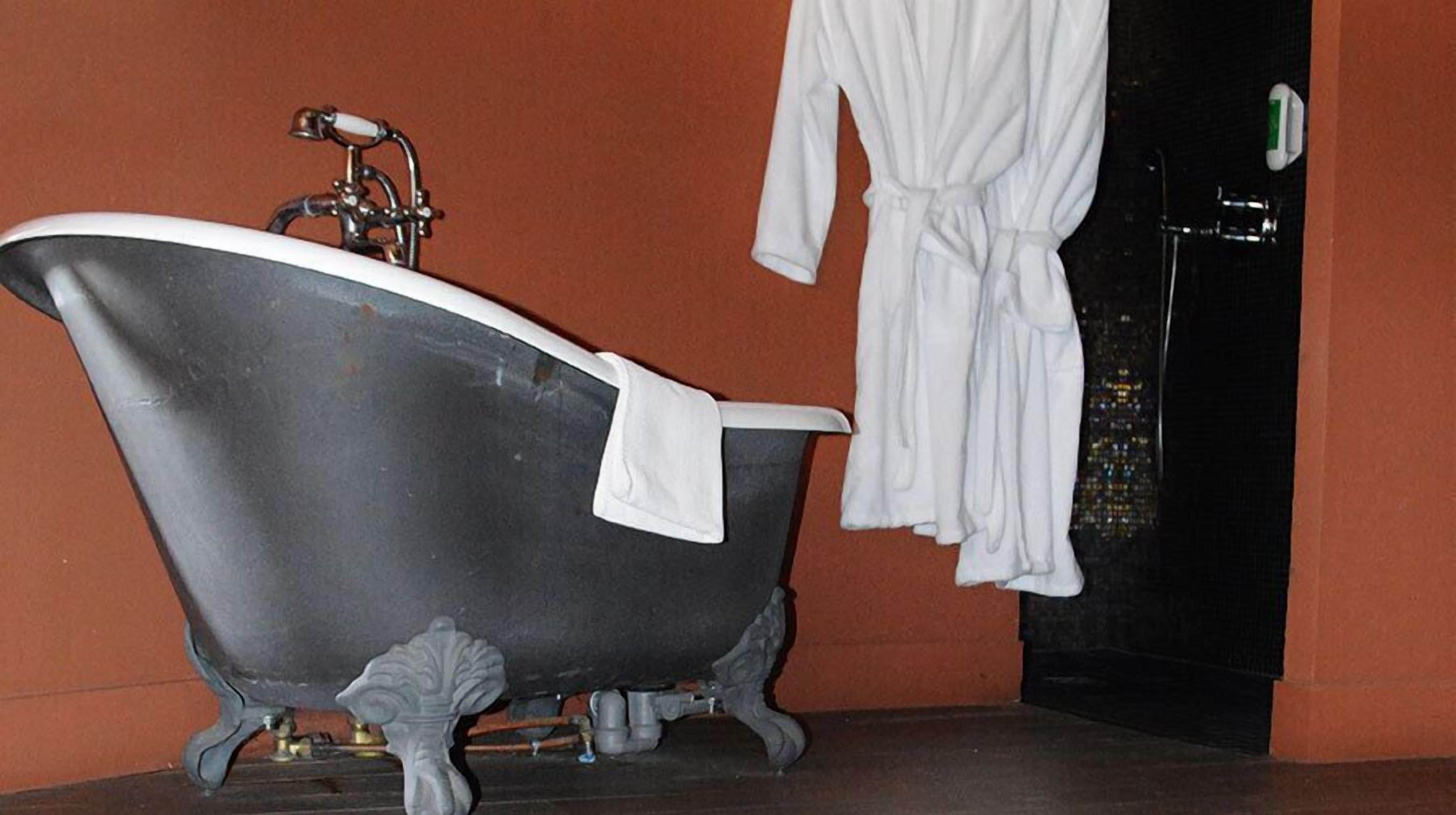 Baignoire relaxante profonde