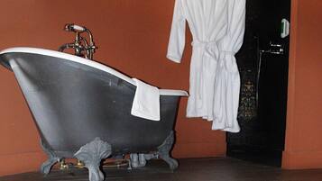 Bañera profunda