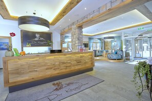 Reception - Berghotel Der Königsleitner - Adults only (Wald im Pinzgau)