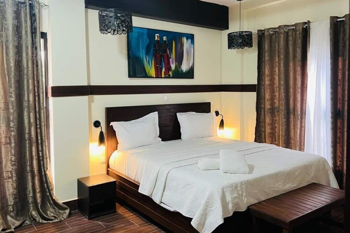 Suite junior | 1 dormitorio, escritorio, espacio para trabajar con un portátil