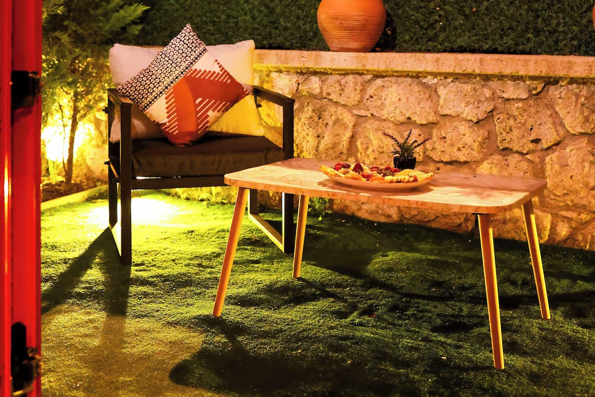 Deluxe Room, Private Garden | Premium bedding, free WiFi, bed sheets