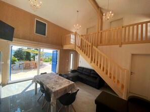 Smart TV - Vila Porto Olive with a privat SWIMMING POOL , four-bedroom villa (Piran)