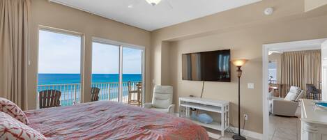 Condo, varias camas, acceso a la alberca, vista al océano | 3 habitaciones y wifi gratis