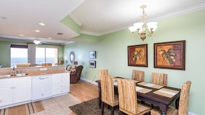 Dining - Treasure Island 1006 (Panama City Beach)