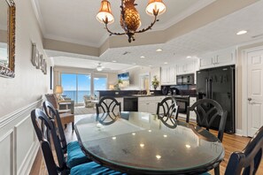 Condo, Multiple Beds, Pool Access | Dining