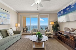 Condo, Multiple Beds, Pool Access | Living area