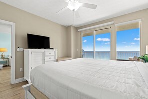 2 bedrooms, free WiFi - Treasure Island 1107 (Panama City Beach)